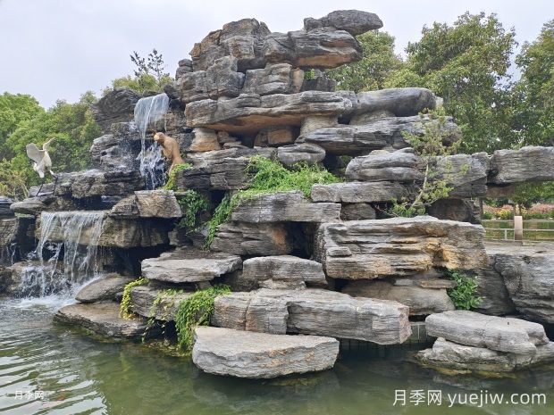 假山在园林景观中的作用(图1) 假山在园林景观中的作用(图1)