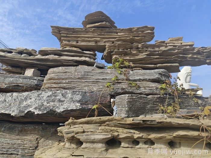 景观天然千层石的摆放要求(图1)