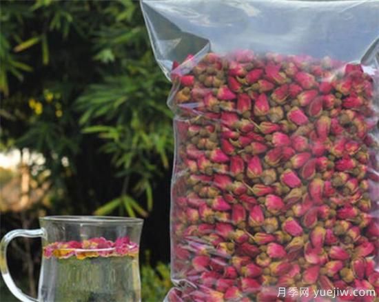 玫瑰花茶的颜色有几种 玫瑰花茶的搭配方案(图2) 玫瑰花茶的颜色有几种 玫瑰花茶的搭配方案(图2)