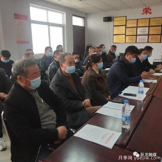 南阳卧龙区月季产业劳模和工匠人才创新工作室联盟成立(图3) 南阳卧龙区月季产业劳模和工匠人才创新工作室联盟成立(图3)