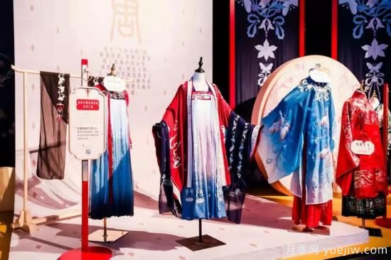 中国10大超级县城，丹阳全球一半眼镜，许昌全球八成假发(图2)